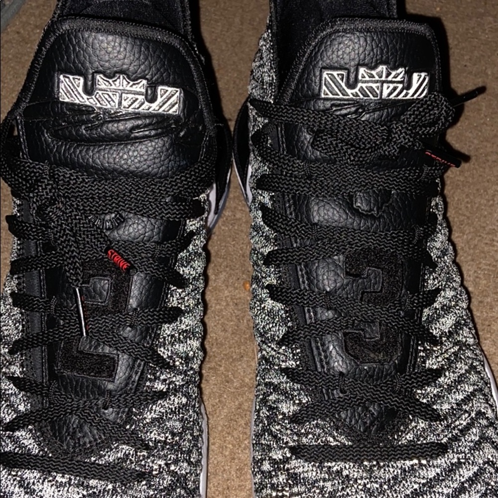 Lebron 16 Oreo size 12 Nike shoes